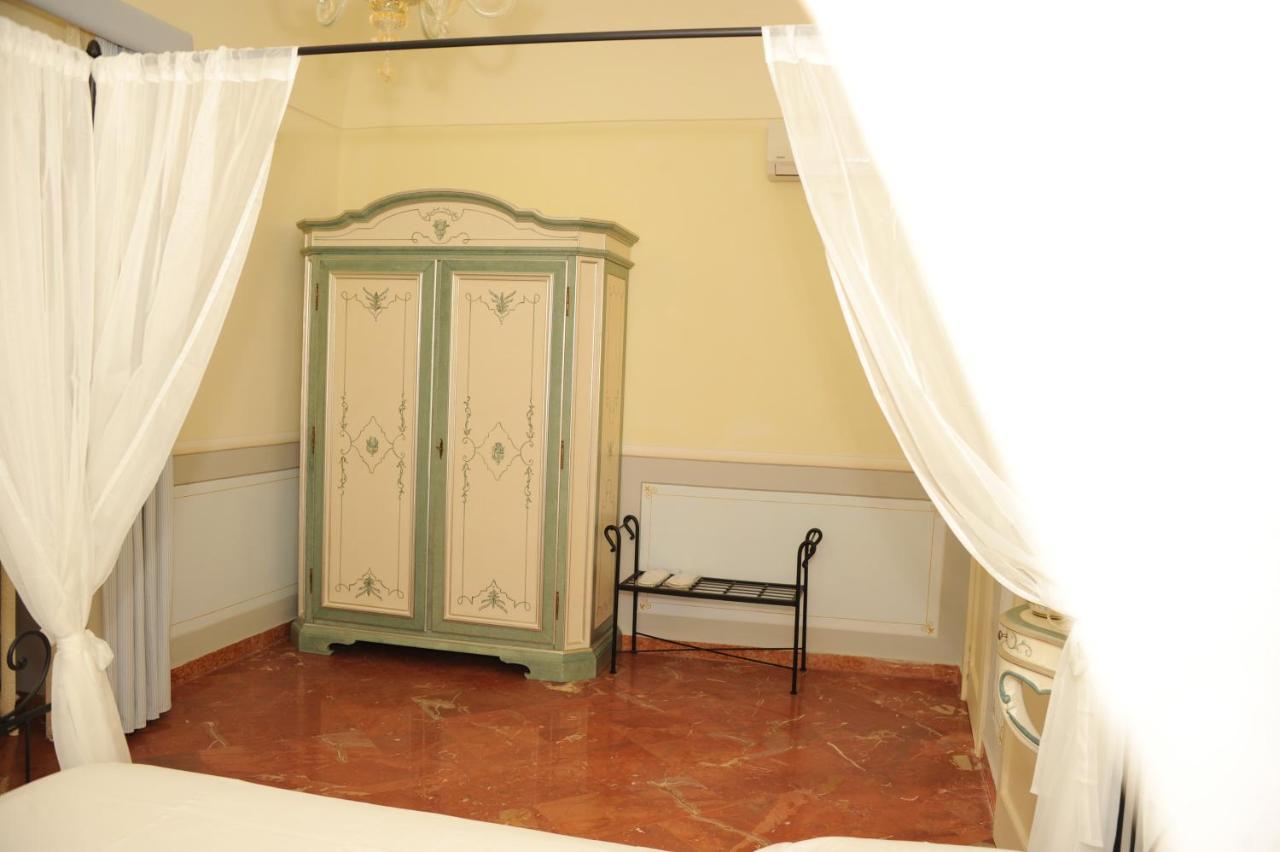 Le Scuderie Di Villa Ravenna Sannicola Luaran gambar
